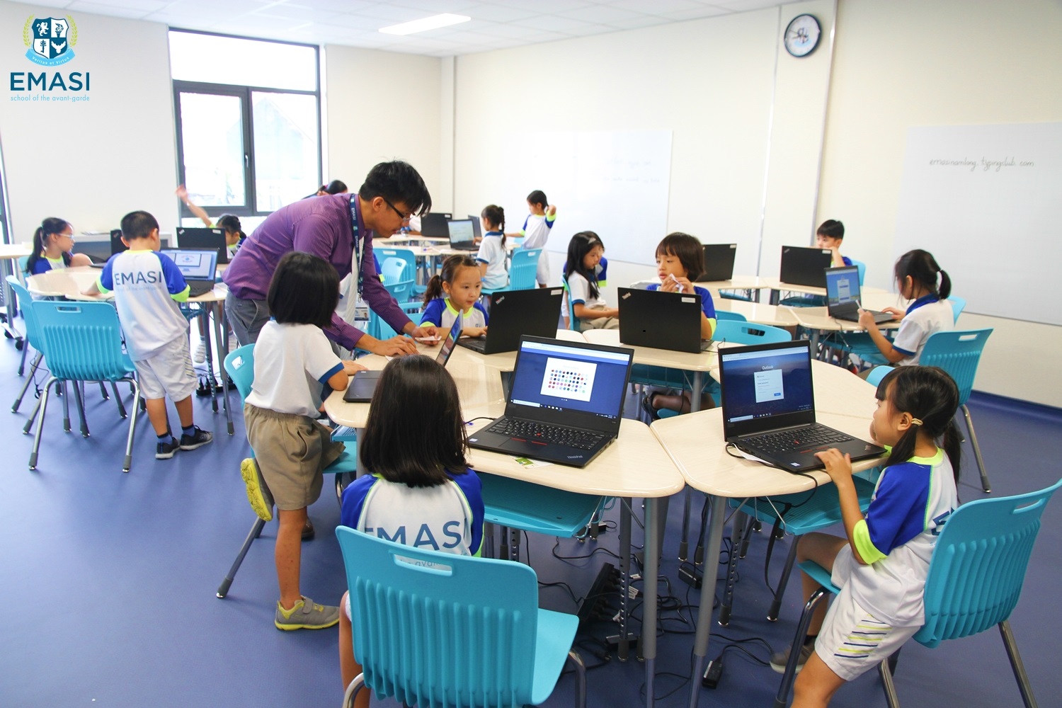 Bí Quyết Giúp Con Chọn Lọc Thông Tin Trên Internet