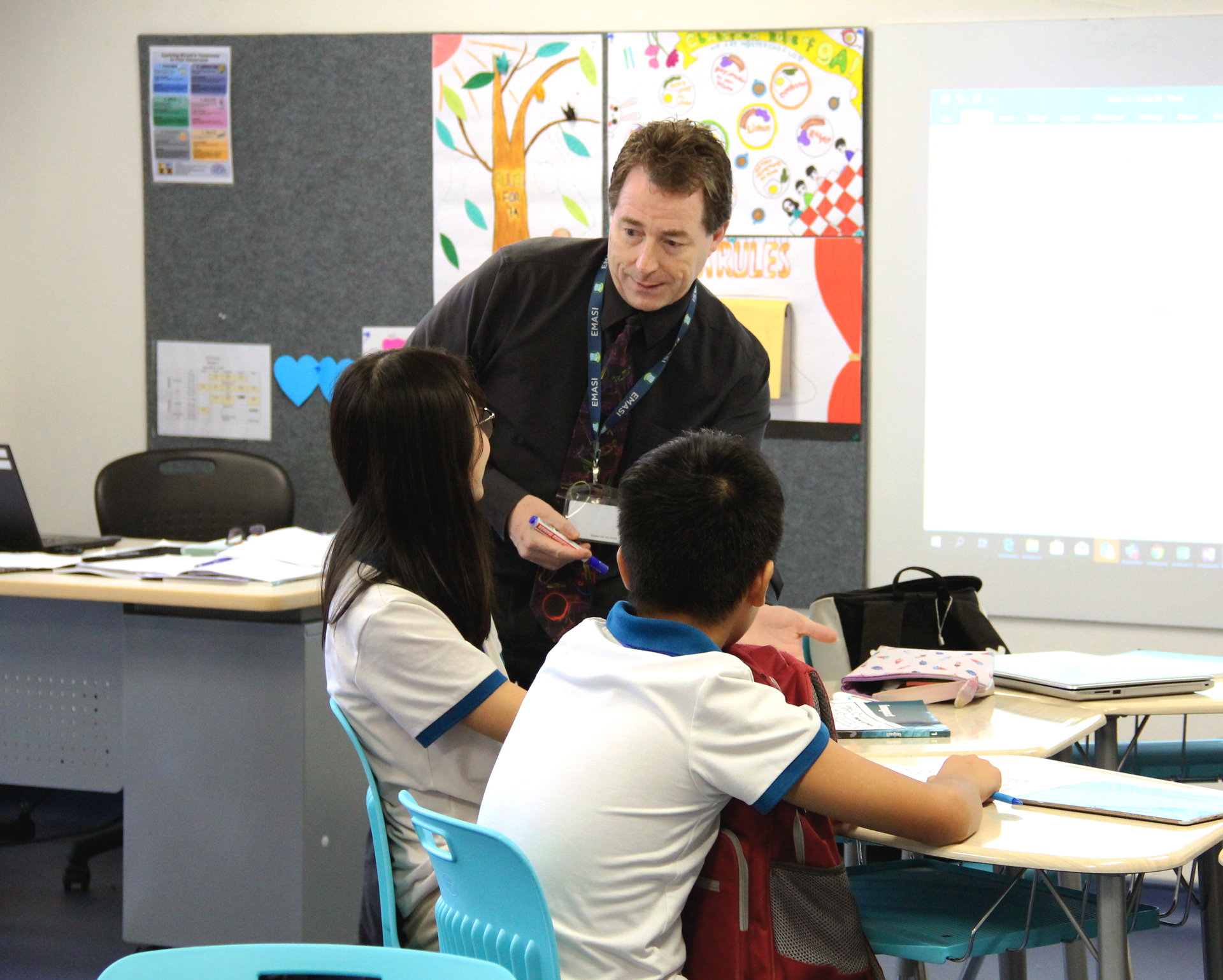 Lộ Trình Sử Dụng Công Nghệ Hữu Ích Cho Từng Độ Tuổi