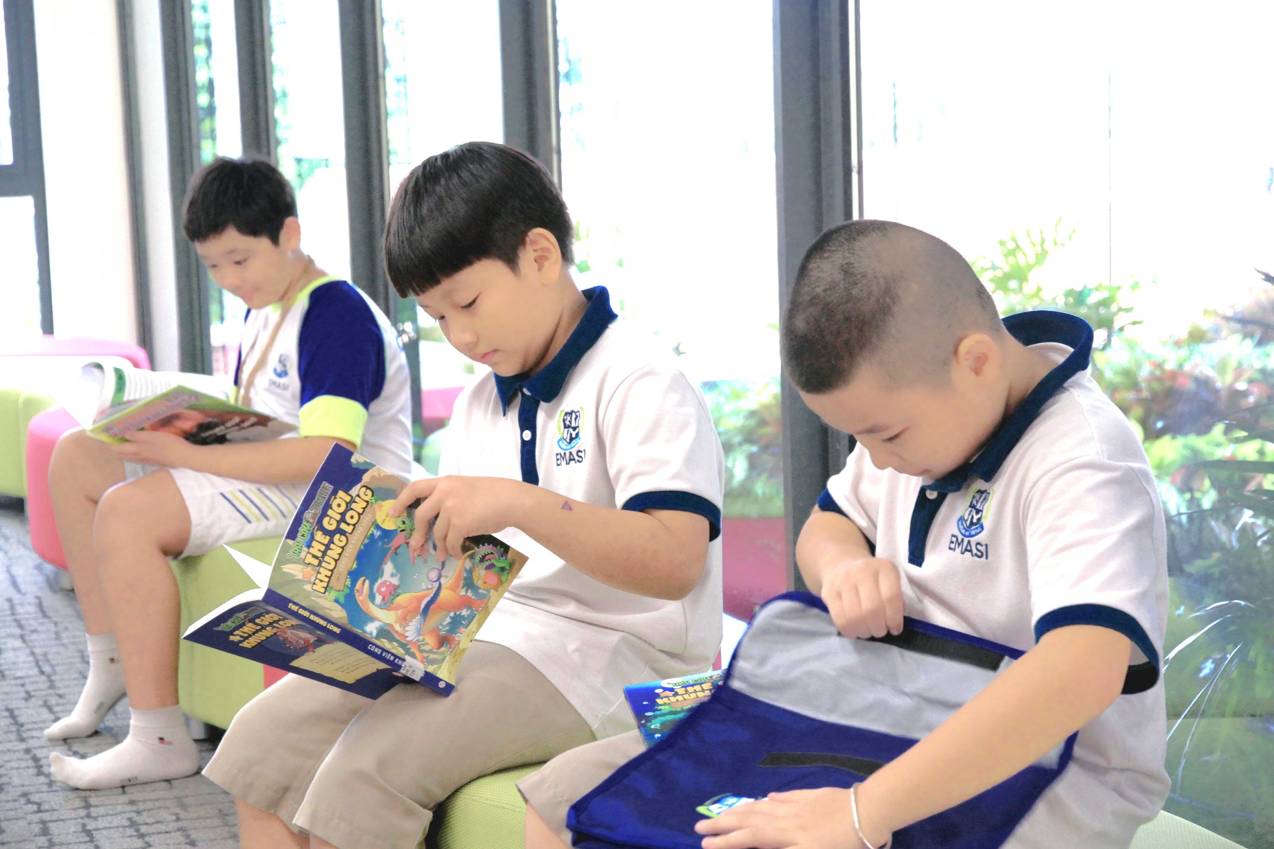 Phụ huynh cần biết gì về hoạt động đọc sách của trẻ