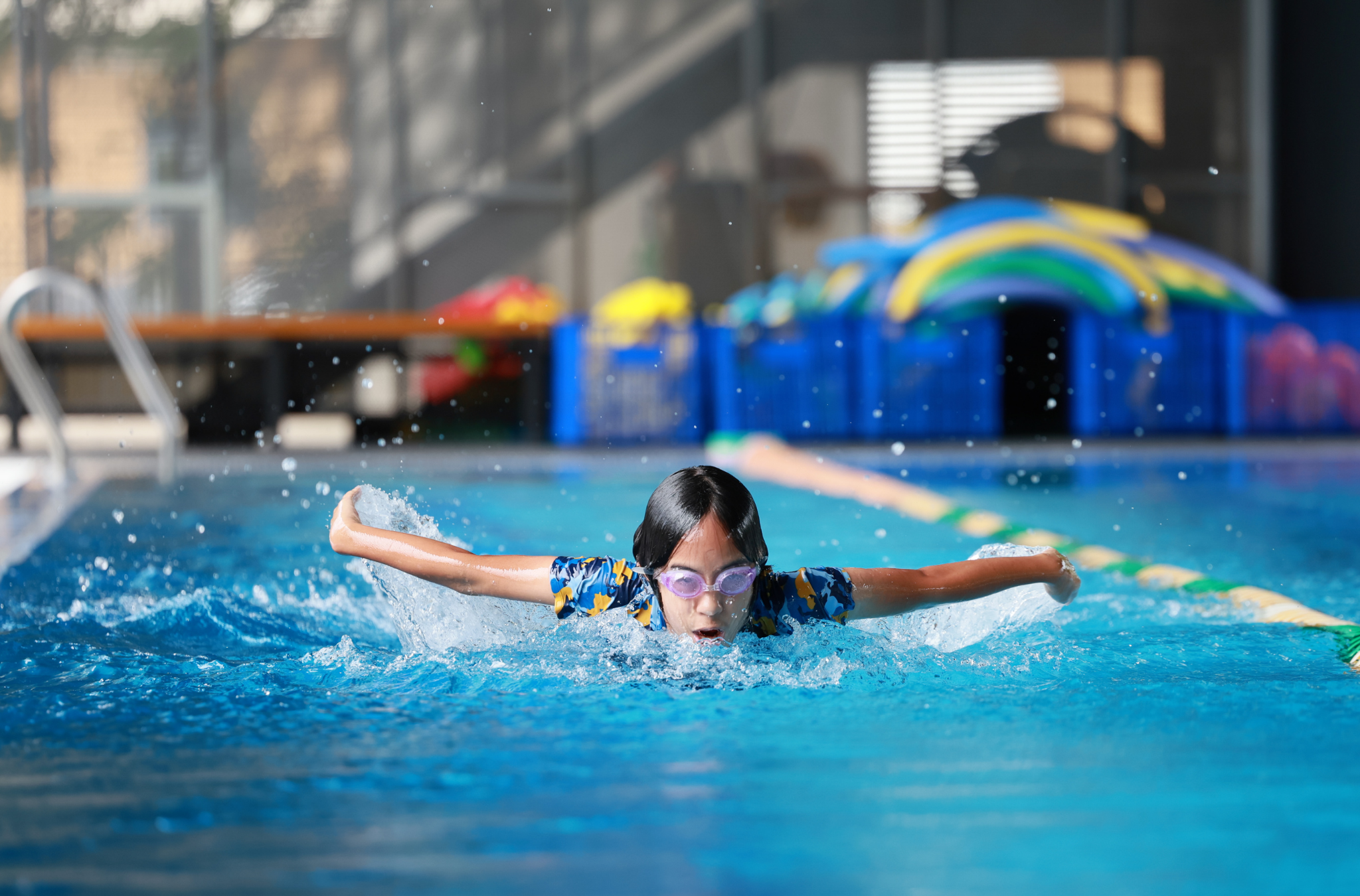 CÂN BẰNG GIỮA KIẾN THỨC, THỂ CHẤT VÀ NGHỆ THUẬT TRONG GIÁO DỤC 