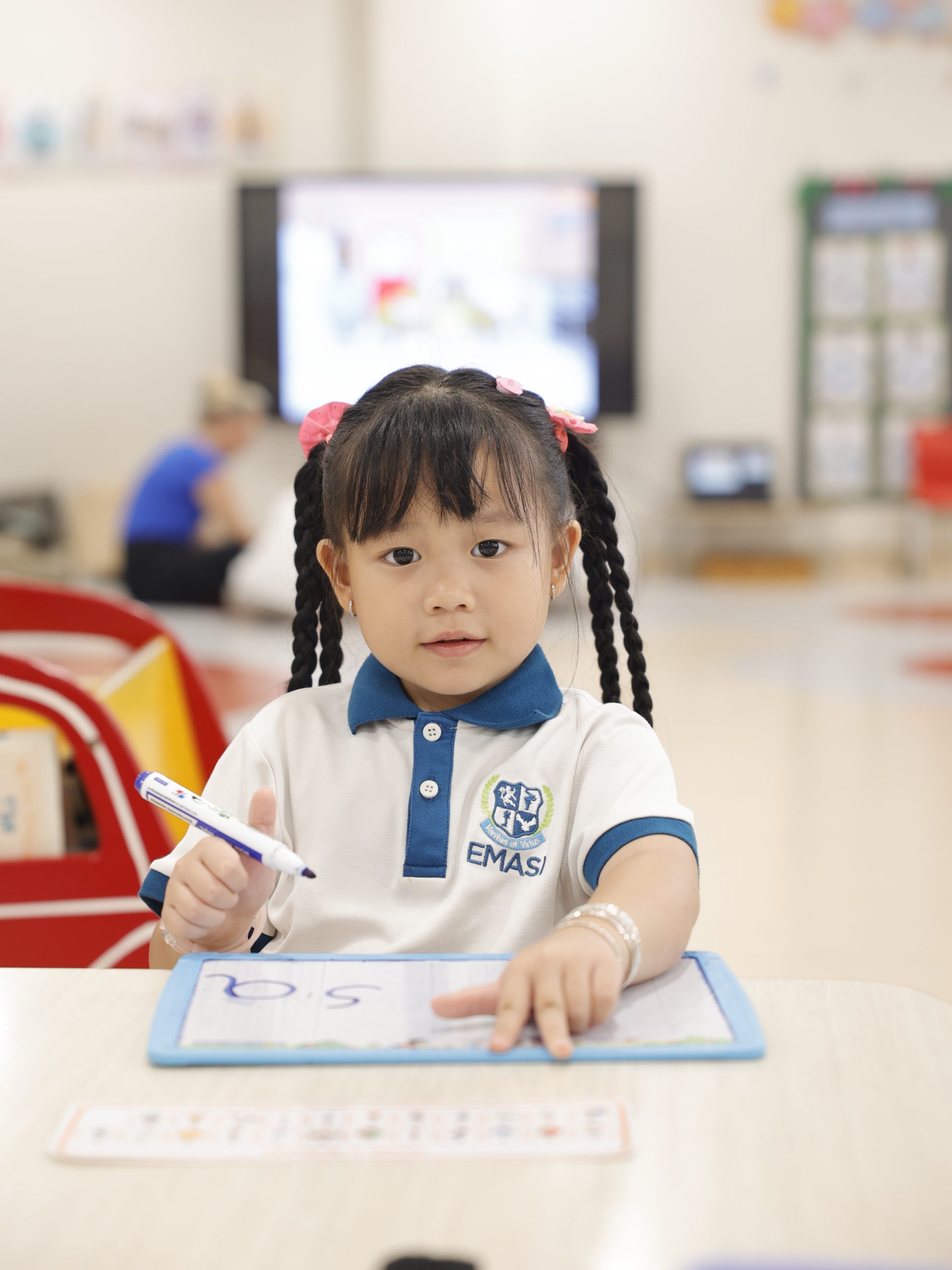 ĐĂNG KÝ <br><strong>TƯ VẤN & THAM QUAN</strong>