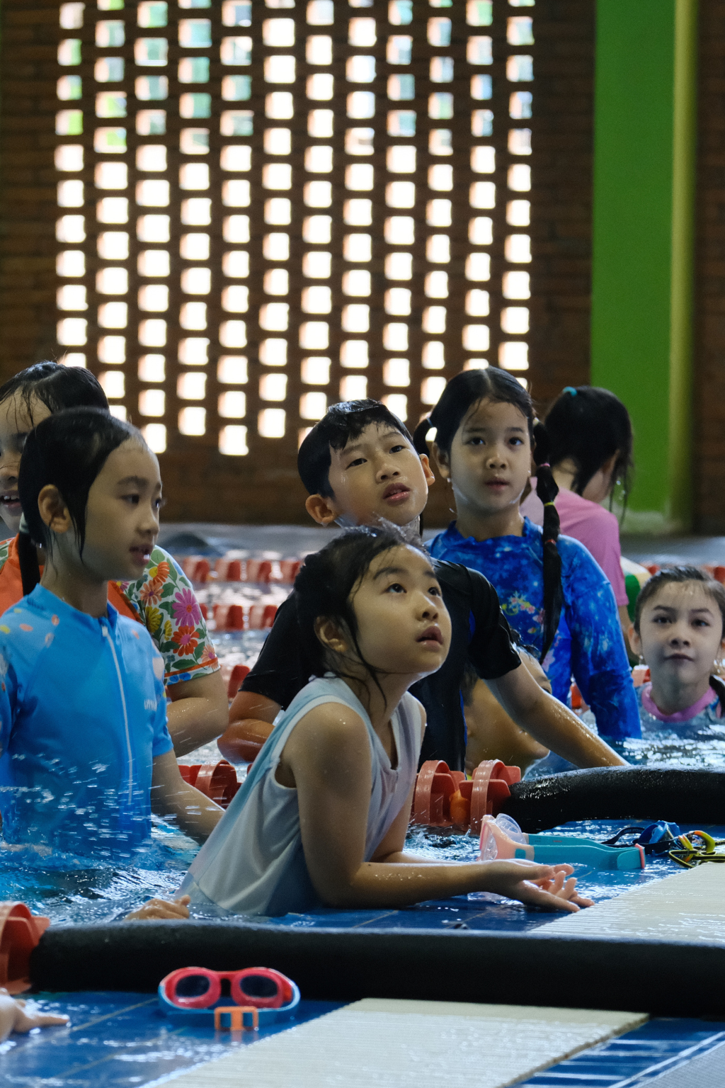 Vui chơi thỏa thích với nước và Khám phá đại dương